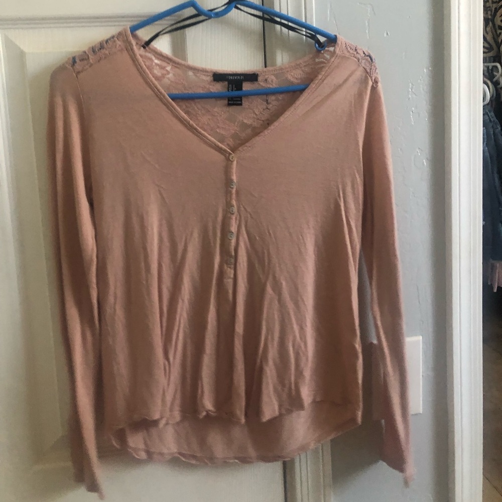 Women’s long sleeve shirt
